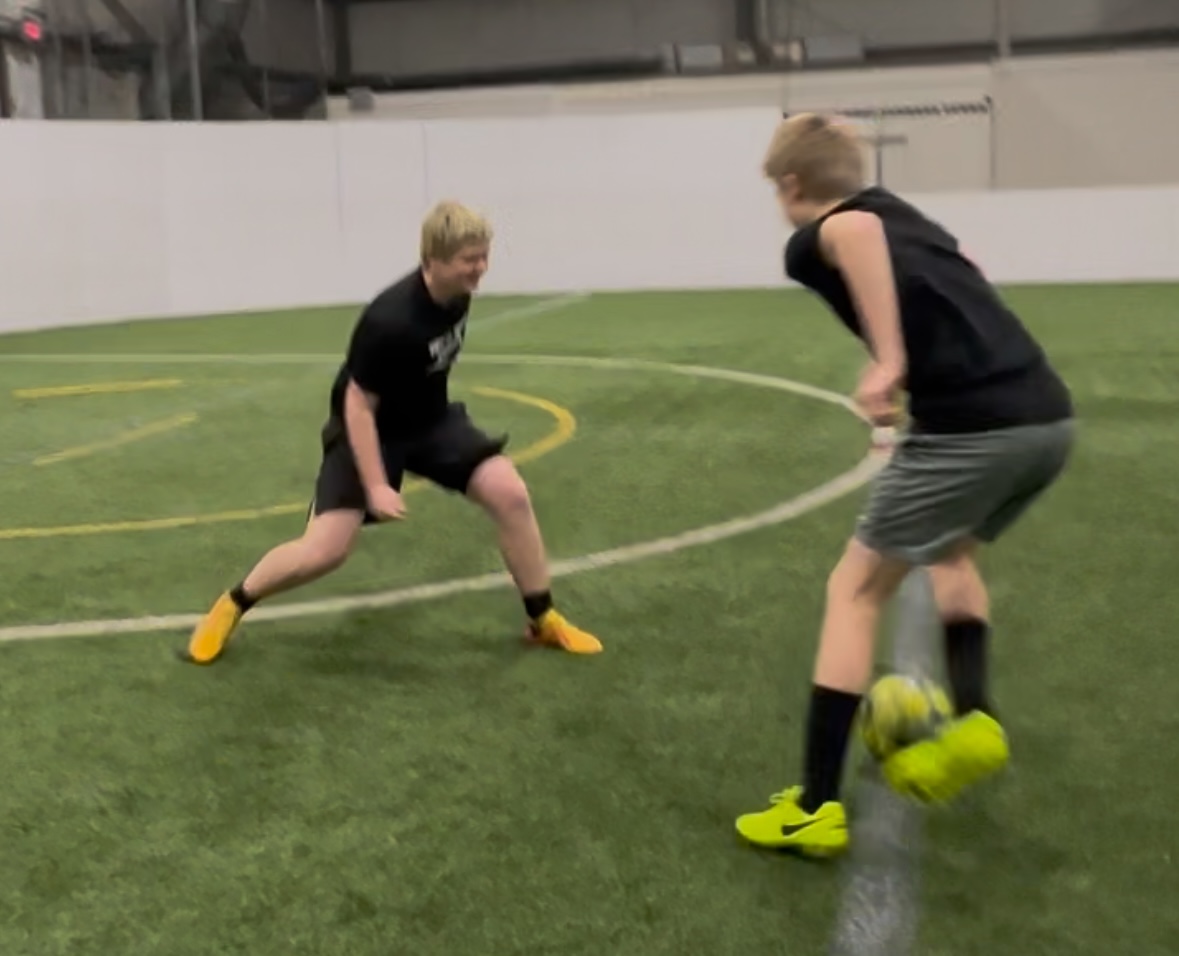 1v1 soccer drill